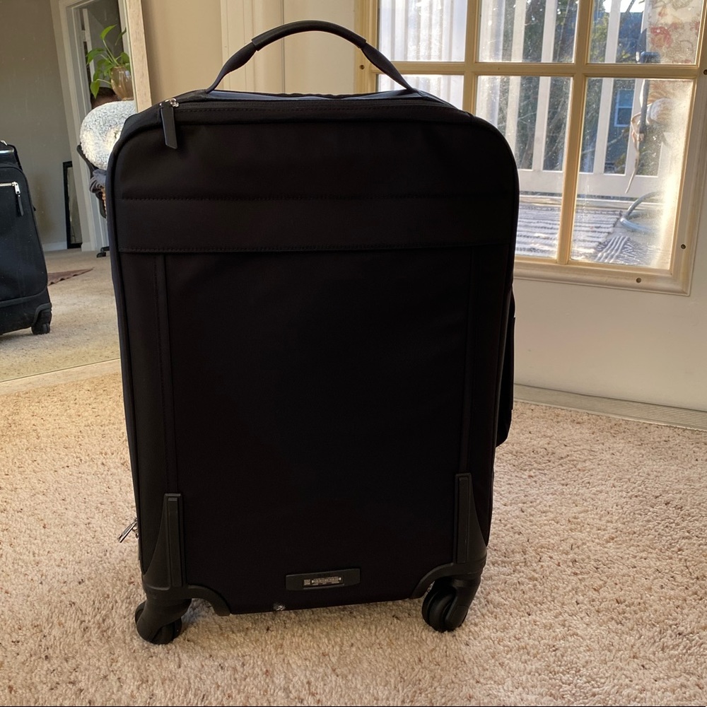 BRAND NEW - TUMI Voyageur Léger Carry On - Picture 2 of 6